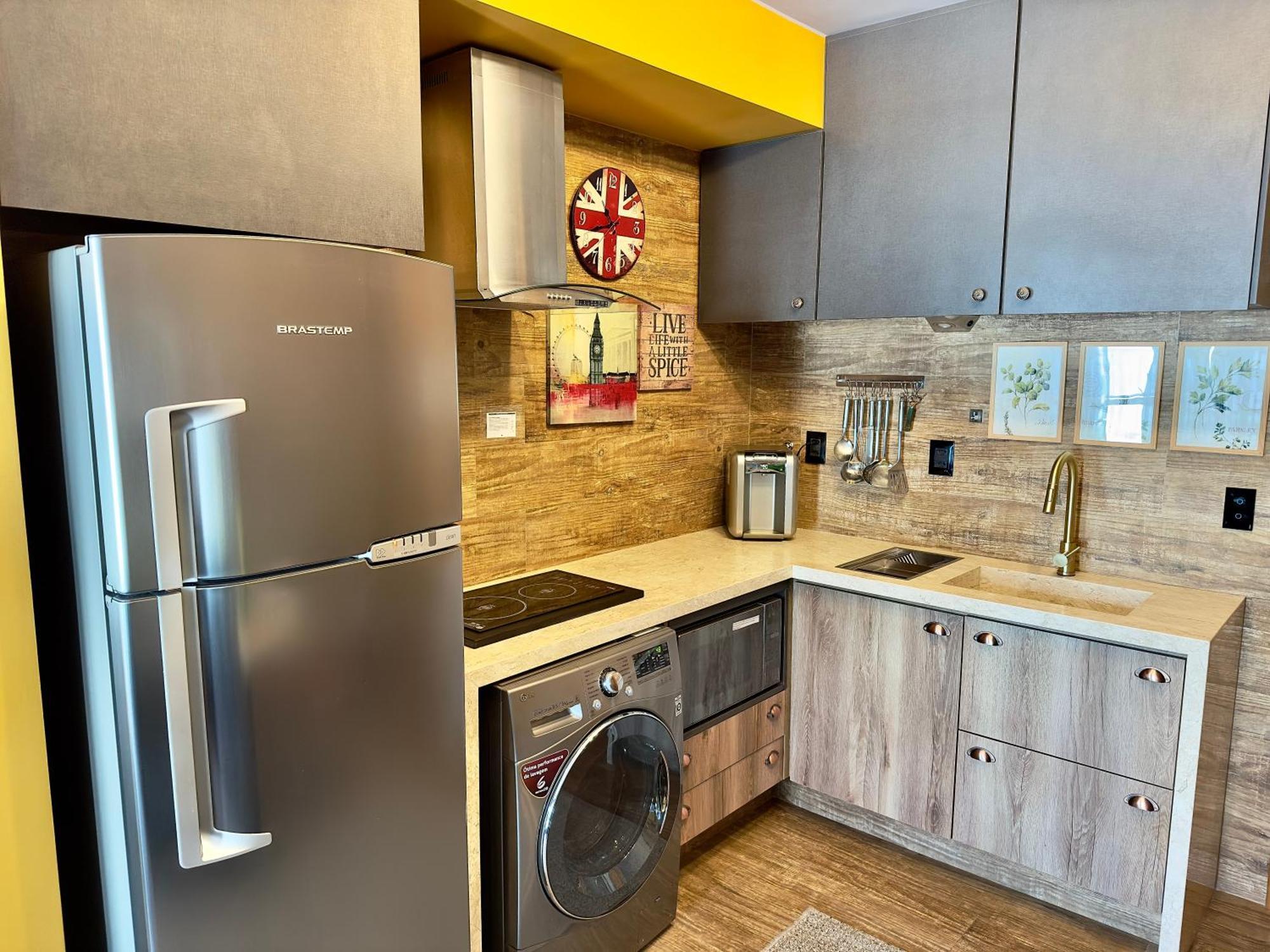 Appartamento Ed Saint Moritz, Flat Com Garagem 01, Shn No Coracao De Brasilia Esterno foto